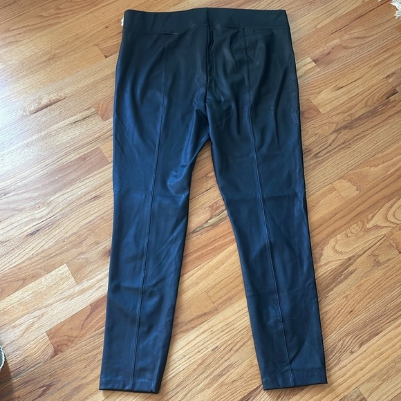 Old Navy Stevie High rise Black Faux Leather Pants Womens XL NWT Pull on - Picture 11 of 11